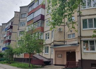 Продается трехкомнатная квартира, 62 м2, Липецкая область, улица Коммунаров, 141
