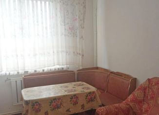 Продается 1-комнатная квартира, 40 м2, поселок Кировский, Центральная улица, 3