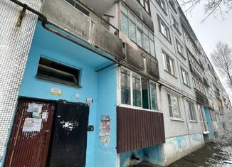 Продам 3-ком. квартиру, 70.5 м2, Псков, Сиреневый бульвар, 11