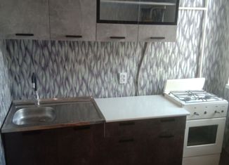 Продается 1-ком. квартира, 33 м2, Будённовск, 7-й микрорайон, 19