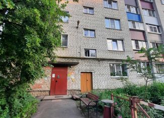 Продается 1-комнатная квартира, 34 м2, Курск, Республиканская улица, 38