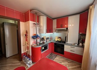 Продается 2-ком. квартира, 44 м2, Самара, улица Евгения Золотухина, 31, метро Юнгородок