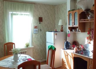 Продается четырехкомнатная квартира, 70 м2, поселок Луковецкий, Советская улица, 5