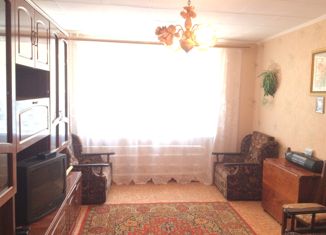 Продаю двухкомнатную квартиру, 48 м2, Лабинск, улица Калинина, 122