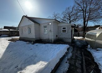 Продам дом, 64 м2, посёлок городского типа Белые Берега, улица Димитрова, 16