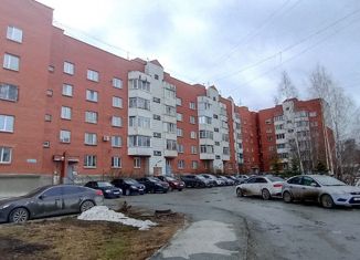 Продам четырехкомнатную квартиру, 88 м2, Среднеуральск, Исетская улица, 6