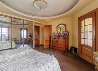 Продам 4-комнатную квартиру, 110 м2, Москва, Бакунинская улица, 23-41, метро Бауманская