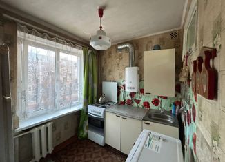 Двухкомнатная квартира на продажу, 48 м2, Кропоткин, улица Гоголя, 221
