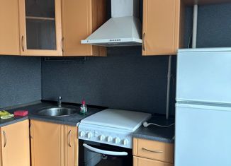 Продажа 2-ком. квартиры, 40 м2, Москва, Брошевский переулок, 4