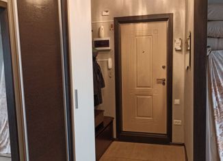 Продается 4-ком. квартира, 77 м2, Берёзовский, проспект Шахтёров, 2