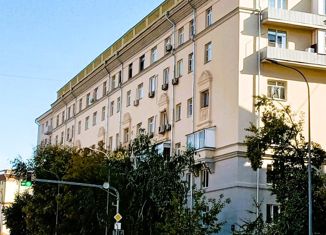 Продам 2-комнатную квартиру, 56 м2, Москва, Новослободская улица, 73/68с2