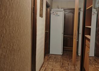 Сдам 4-комнатную квартиру, 70 м2, Тольятти, улица Матросова, 54, Комсомольский район