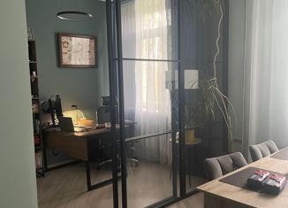 Продажа трехкомнатной квартиры, 80 м2, Москва, Перовское шоссе, 18/1, Перовское шоссе