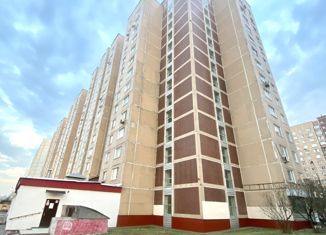 Продается 3-комнатная квартира, 80 м2, Москва, улица Декабристов, 2к2, улица Декабристов
