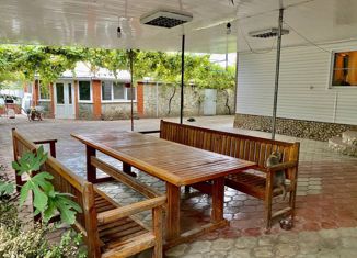 Продается дом, 202 м2, поселок Прогресс, улица Ленина, 28