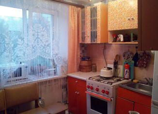 Продаю 1-ком. квартиру, 30.6 м2, посёлок городского типа Оверята, Заводская улица, 19