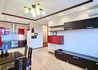 Продам четырехкомнатную квартиру, 95 м2, Москва, Соколово-Мещерская улица, 16/114, район Куркино