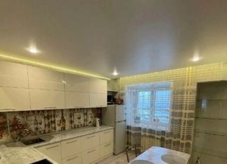 Продается 2-ком. квартира, 44.5 м2, село Нежинка, Александровская улица, 23, ЖК Золотой Квартал