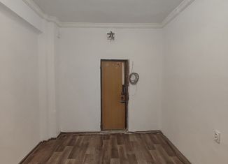 Продам комнату, 100 м2, Екатеринбург, улица Старых Большевиков, 18, улица Старых Большевиков