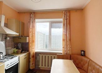 Продается 2-комнатная квартира, 51.9 м2, Омск, Заозёрная улица, 36, Советский округ