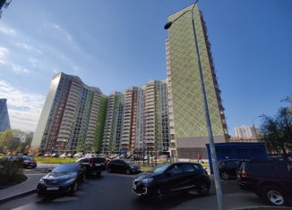 Продажа 3-комнатной квартиры, 72.4 м2, Москва, улица Дмитрия Ульянова, 27, метро Академическая
