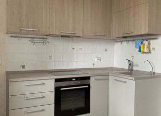 Продается 1-ком. квартира, 38 м2, Москва, метро Солнцево, улица Юлиана Семёнова, 8к2