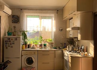 Продам 2-комнатную квартиру, 42 м2, поселок Морской, Школьная улица, 20