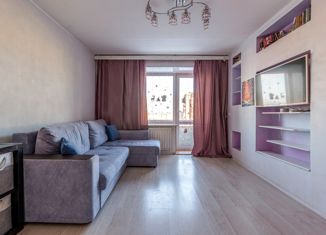 Продам 3-комнатную квартиру, 67.4 м2, Санкт-Петербург, Ленинский проспект, 117к1, метро Ленинский проспект