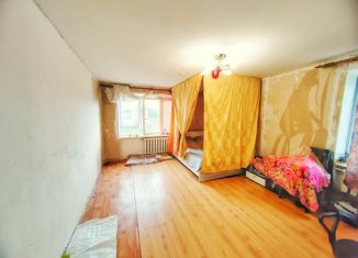 Трехкомнатная квартира на продажу, 71.1 м2, поселок Калиновка, Молодёжная улица