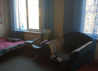 Продам 4-ком. квартиру, 60.3 м2, Санкт-Петербург, улица Танкиста Хрустицкого, 27, метро Проспект Ветеранов