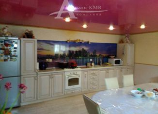 Продаю дом, 178 м2, Кисловодск, улица Фоменко