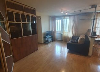 Продам 2-ком. квартиру, 49.6 м2, Москва, Кавказский бульвар, 8, метро Кантемировская