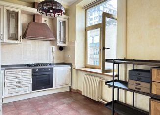 Продам 3-комнатную квартиру, 79.7 м2, Москва, Мосфильмовская улица, 6, метро Парк Победы