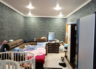 Однокомнатная квартира на продажу, 27.8 м2, Невинномысск, улица Матросова, 1Б