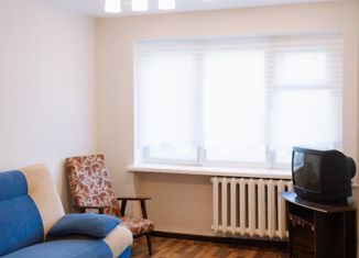 Продам 2-ком. квартиру, 42 м2, Нижний Новгород, улица Сурикова, 14, улица Сурикова