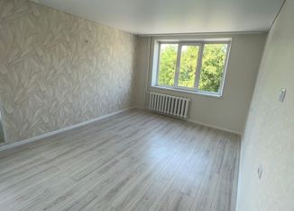 Продажа четырехкомнатной квартиры, 74 м2, Янаул, Советская улица, 25