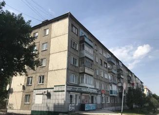 Продается 2-ком. квартира, 44 м2, Белово, улица Маркса, 8