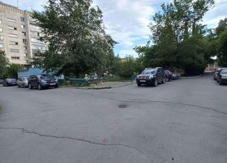 Однокомнатная квартира на продажу, 33 м2, Челябинск, Комсомольская улица, 13, Советский район