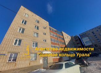 Продажа двухкомнатной квартиры, 50.1 м2, Невьянск, улица Матвеева, 40