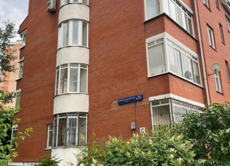Продается 2-комнатная квартира, 52 м2, Москва, Соколово-Мещерская улица, 32, район Куркино