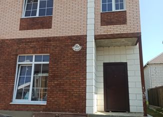 Продам таунхаус, 172 м2, хутор Ленинаван, улица Штрауса, 30А