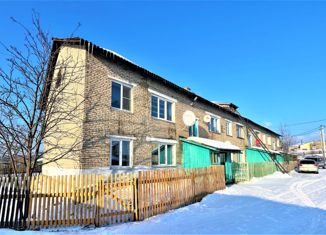 Трехкомнатная квартира на продажу, 51.6 м2, Нязепетровск, Клубная улица, 15