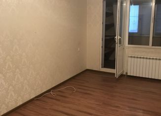 Продам 2-ком. квартиру, 44 м2, город Кизилюрт, улица Гамзата Цадаса, 98А