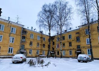 Продается 2-комнатная квартира, 52.5 м2, Киров, улица Металлургов, 9, Октябрьский район