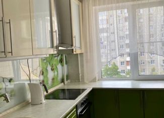 Продажа четырехкомнатной квартиры, 77 м2, Краснодар, улица 70-летия Октября, 22, Юбилейный микрорайон