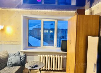 Однокомнатная квартира на продажу, 17.7 м2, Краснокамск, улица Калинина, 5к2