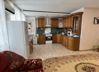 Продажа 3-комнатной квартиры, 56.9 м2, село Константиновка, Советская улица, 4