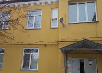 Продаю комнату, 70 м2, Копейск, улица Кирова, 2