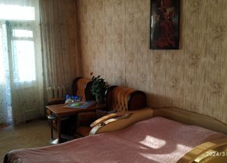 Продаю двухкомнатную квартиру, 52 м2, Челябинская область, проспект Карла Маркса, 18