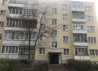 Продам трехкомнатную квартиру, 51 м2, поселок Никольское, улица Мира, 3